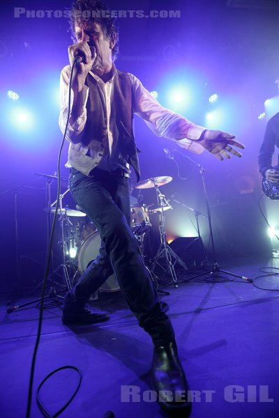 AND ALSO THE TREES - 2021-10-29 - PARIS - La Maroquinerie - Simon Huw Jones